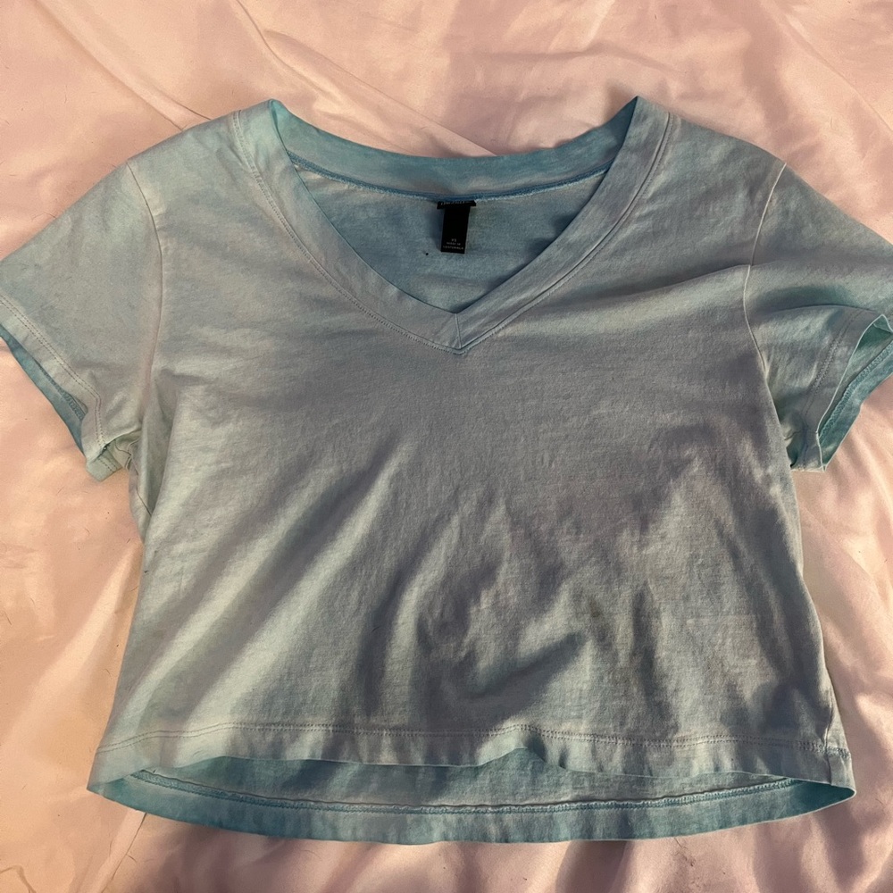 Light Blue V-Neck Crop